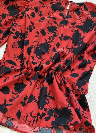 Роскошная блуза красно черного цвета лежка блуза с пышным рукавом р.8 фото