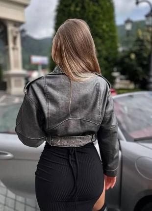 Куртка косуха укороченная "vintage", из эко кожи, графит3 фото