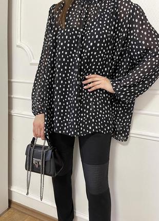 Легка прозора блузка оверсайз