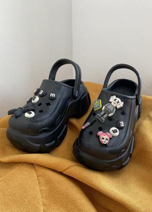 Жіночі гумові сандалі, схожі на crocs ( нові)