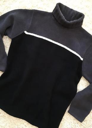 Теплі чоловічі светри під горло