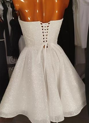 Весельное платье/вечернее платье