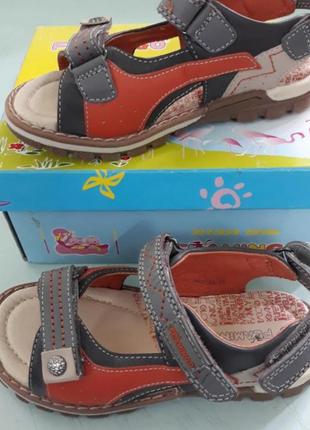 Шкіряні босоніжки 28розмір