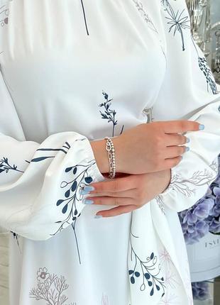 Платье миди с длинными рукавами и цветочным принтом, белое9 фото