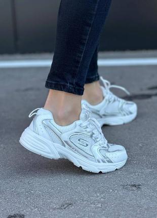 Універсальні кросівки в стилі бренду срібні вставки шкіра2 фото