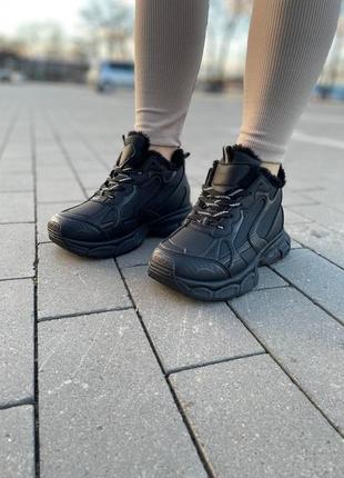 Жіночі зимові кросівки, із шкіри, утеплені на хутрі, чорні2 фото