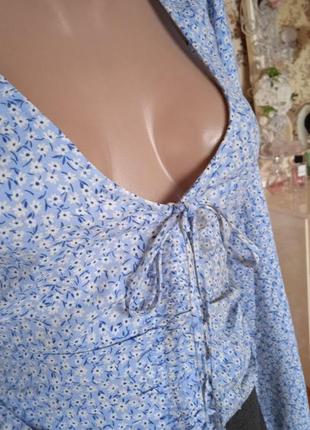 Нежная лекга блуза в цветы на стяжке6 фото
