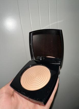 Chanel les beiges illuminating highlighting powder - sand2 фото