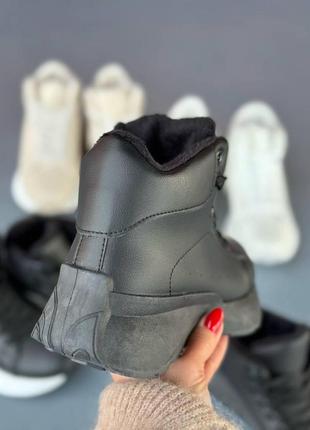 Женские зимние ботинки, из кожи, утепленные, черные2 фото