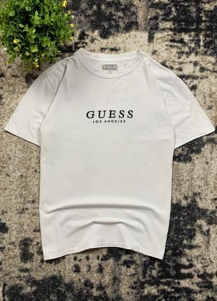 Футболка guess