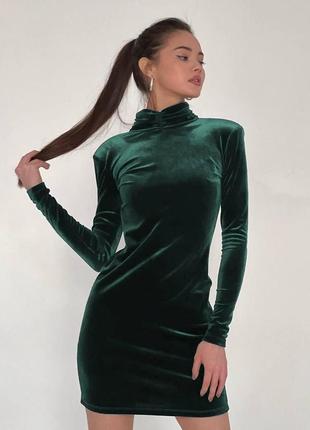 Женское платье мини, с открытой спинкой, изумруд1 фото