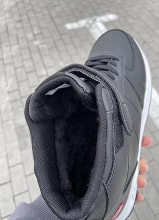Мужские зимние кроссовки, из кожи, утепленные на меху, черные3 фото