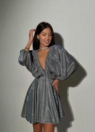 Приталенное платье мини, оверсайз, с открытой спинкой, серебро2 фото