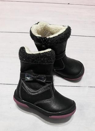 Чоботи зимові стьобані м'які, на блискавці з бантиком