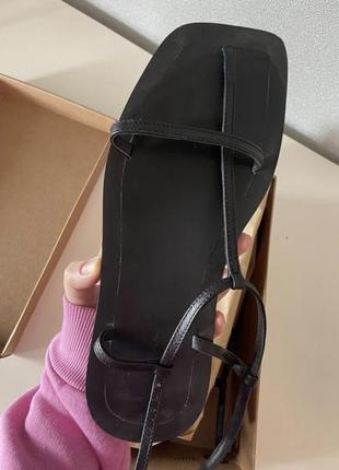 The afina украинский бренд обуви босоножки черные кожаные в стиле jil sander 41 размер новые4 фото