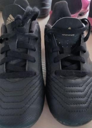 Кеди,бутси adidas