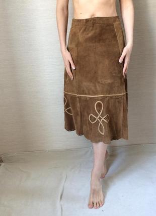 Замшевая коричневая юбка3 фото