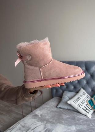 Ugg mini bailey bow ll pink cапоги женские уги