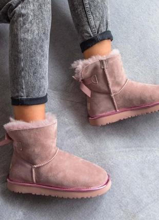 Ugg mini bailey bow ll pink cапоги женские уги6 фото