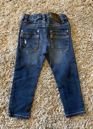 Круті джинси mayoral з потертостями для малюка 2-3 роки (92 cm.)2 фото