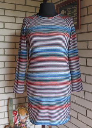 Платье 8-12 р-ра.