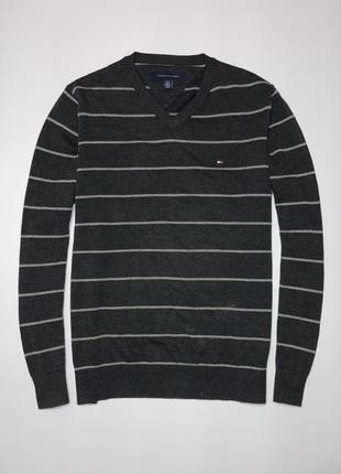 Светр від фірми tommy hilfiger