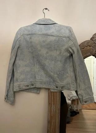 Levis женская джинсовая куртка (левис denim jacket) c америки m,l4 фото