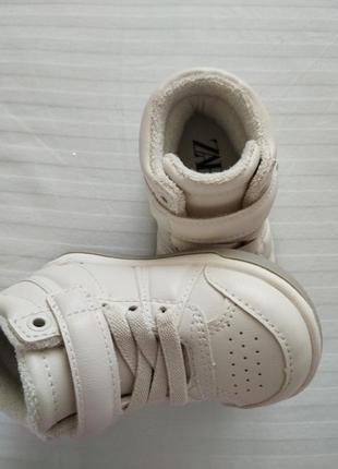 Перші дитячі хайтопи черевички кросівки4 фото