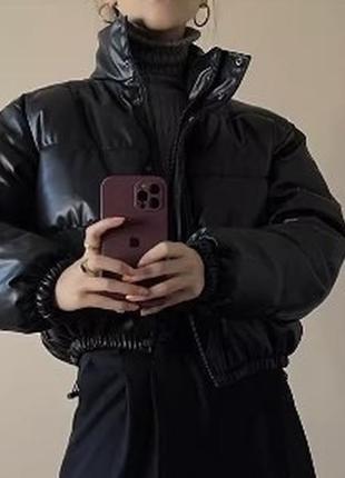 Трендова куртка пуховик із еко-шкіри в стилі zara