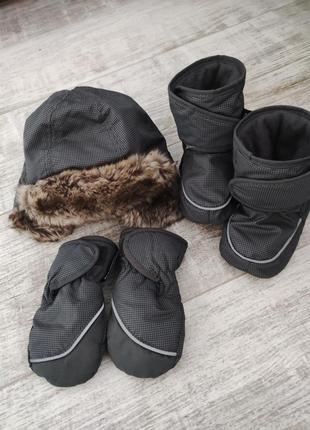 Комплект шапка рукавички