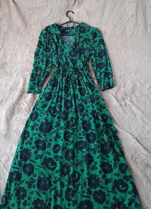 Брендовое зеленое платье с цветами reserved