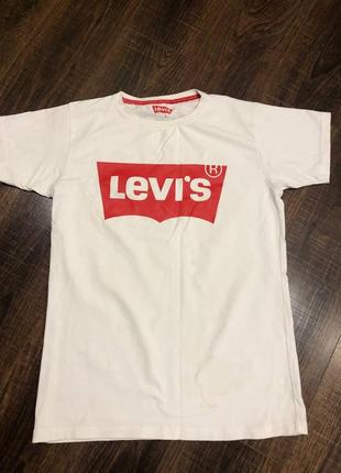 Футболка levis унисекс