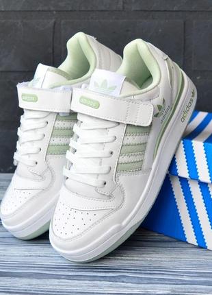 Жіночі білі кросівки adidas адідас3 фото