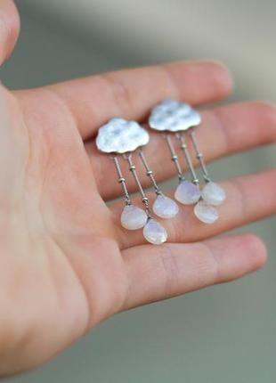 Сережки гвоздики "хмарки" з місячним каменем. гіпоалергенні родовані сережки4 фото
