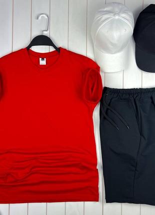 Летний спортивный базовый костюм однотонный комплект футболка + шорты1 фото