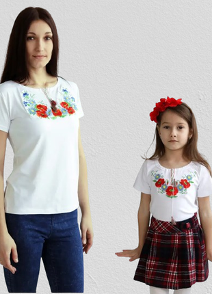 Пара футболок вишиванок. сімейні парні футболки вишиванки