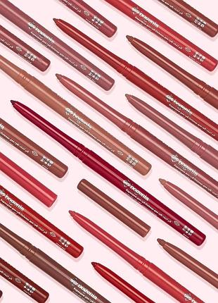 Стійкий механічний олівець для губ1 фото