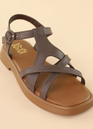 Стильные шоколадные сандалии-босоножки экокожа,на низком подъеме, коричневые,женская обувь на лето4 фото