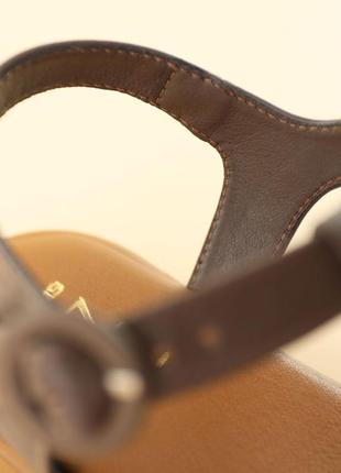 Стильные шоколадные сандалии-босоножки экокожа,на низком подъеме, коричневые,женская обувь на лето8 фото