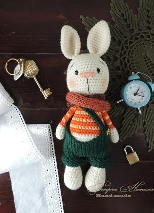 Зайчик патрік в'язана іграшка
