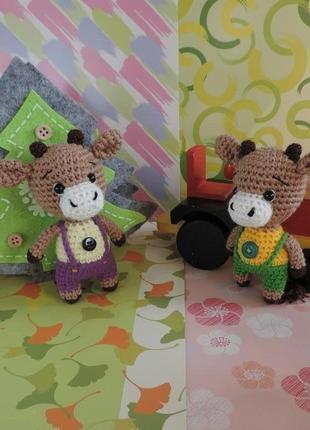 Маленький бычок фред вязаная игрушка