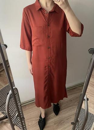 Сукня бренду minimal