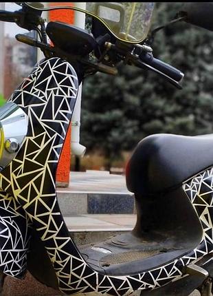 Наклейки на мотоцикл мопед стекло кузов треугольники любой размер набор 100 на 50см - yamaha honda шлем r1