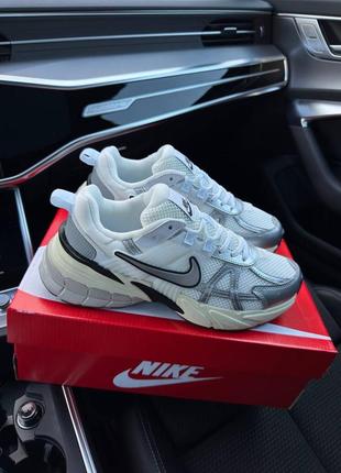 Мужские кроссовки nike runtekk white silver