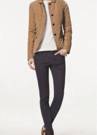 Стеганная деми куртка