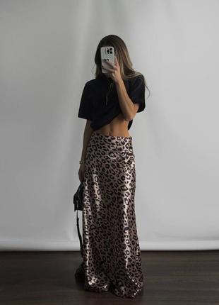 Трендовая леопардовая юбка макси шелковая атласная2 фото