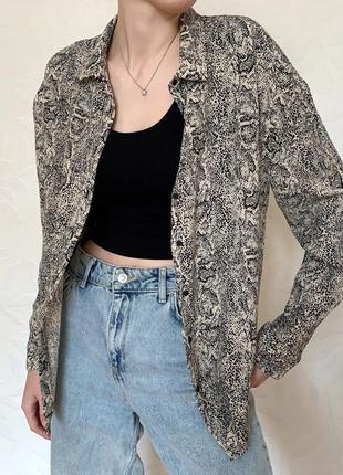 Рубашка в анималистичный принт pull & bear