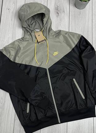 Оригинальная ветровая куртка nike sportswear windrunner hooded jacket