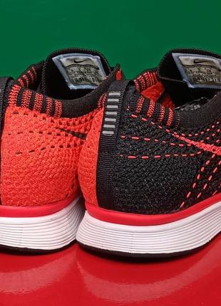 Женские беговые кроссовки nike flyknit racer black laser crimson оригинал8 фото