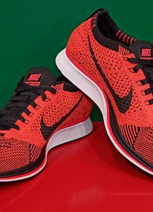 Женские беговые кроссовки nike flyknit racer black laser crimson оригинал4 фото